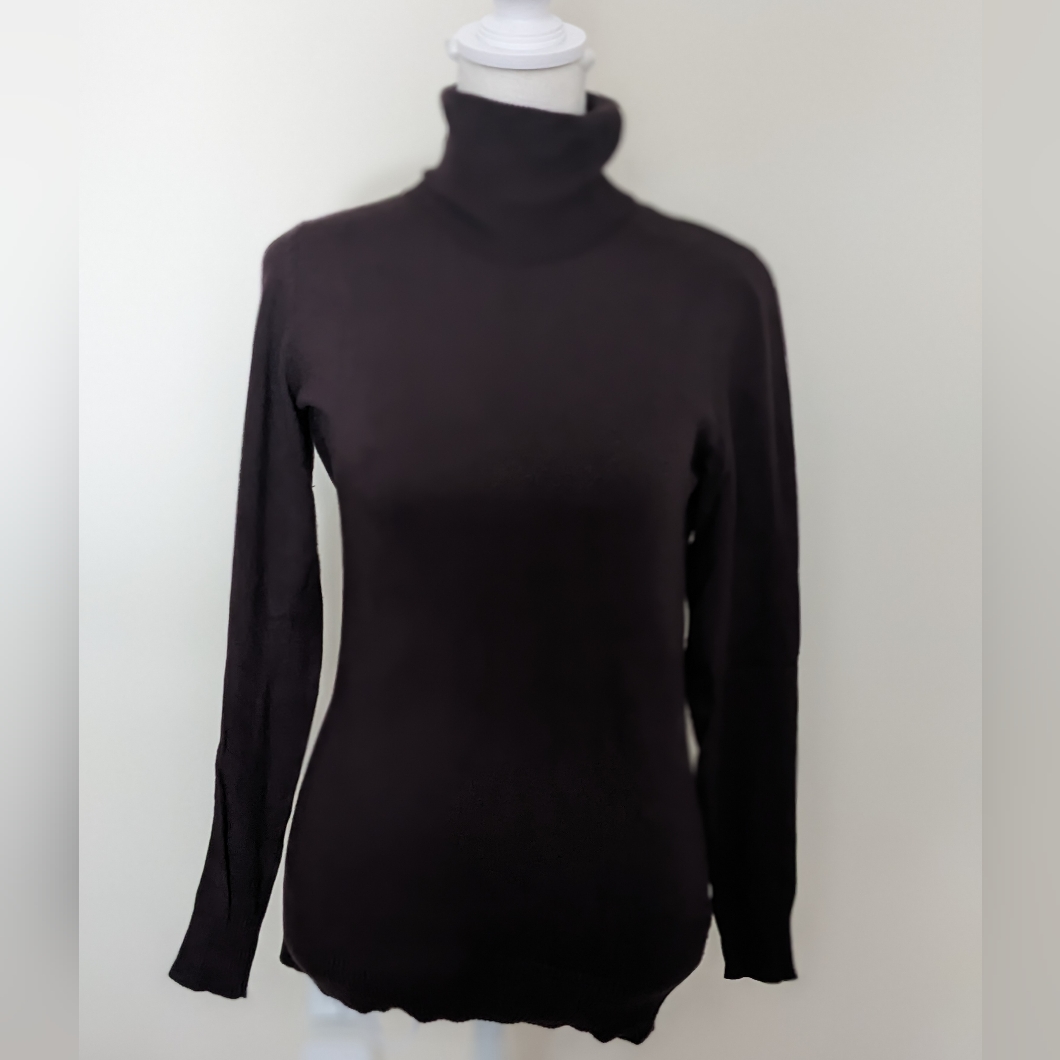 Context Turtleneck